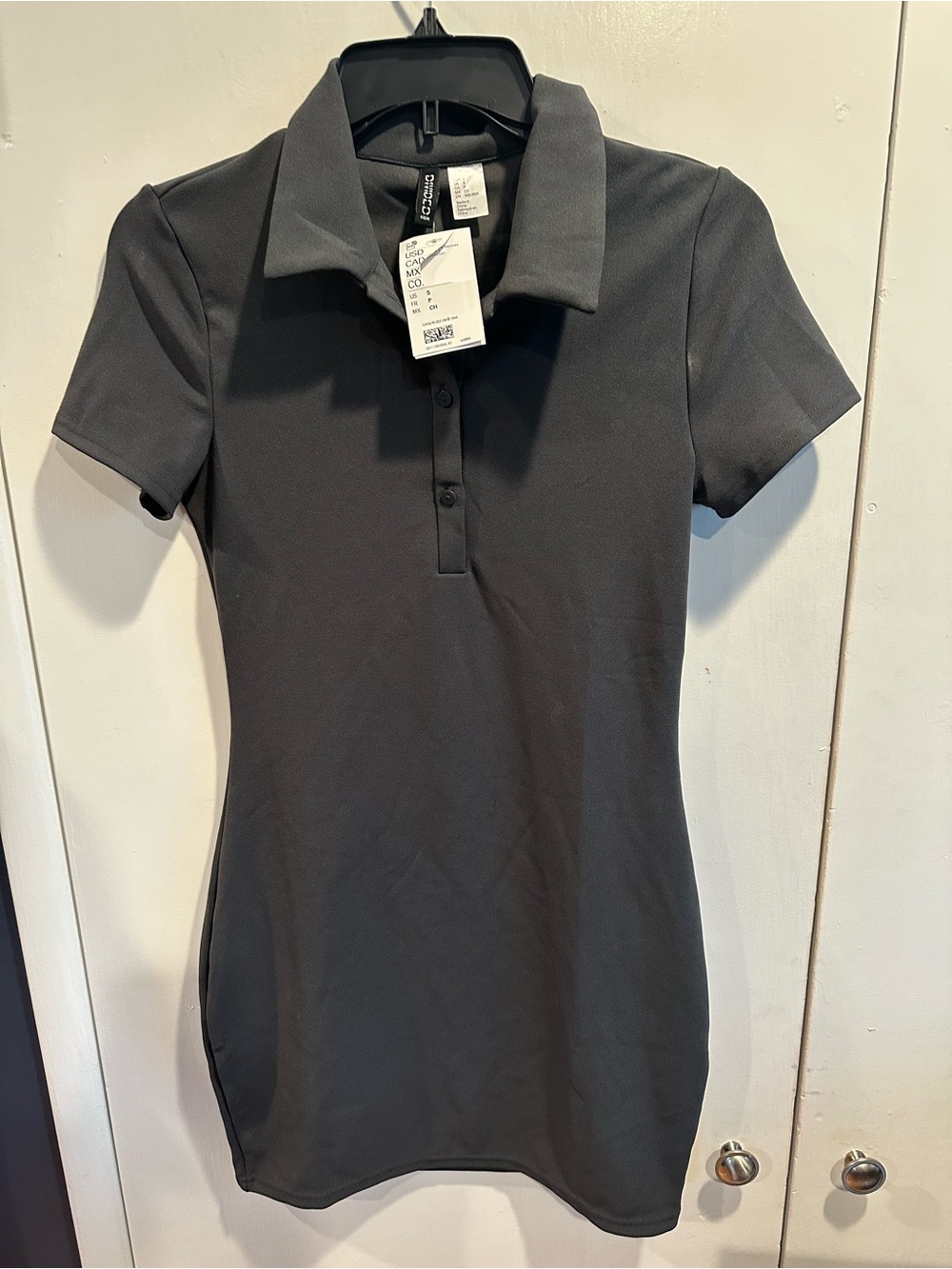 H&M Dark Gray Short-Sleeve Crop Polo Top
